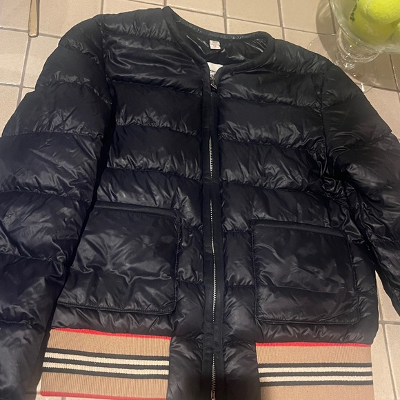 Burberry Women's abbeytown light puffer XS Authentic - Picture 10 of 14